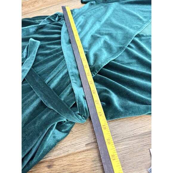 NEW Draper James Green Velvet Wrap Dress Size XL Short  Sleeve - Picture 13 of 15